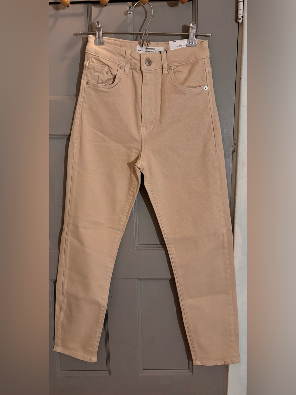 stradivarius High-Rise Beige/Tan mom slim fit Jeans